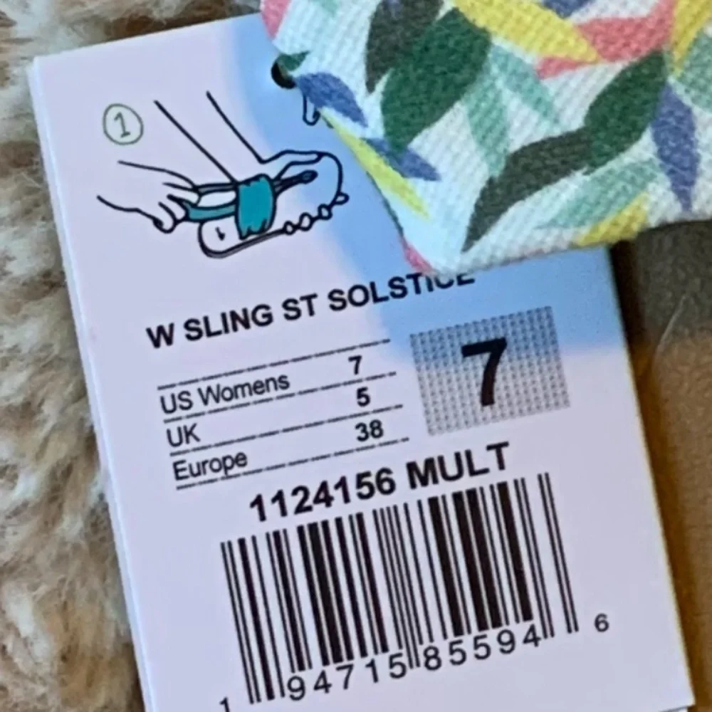 NWT Sanuk sandals - Picture 3 of 4